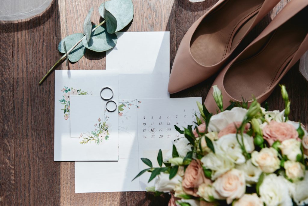 結婚式前でもOK?結婚指輪をつけるタイミングとはのアイキャッチ