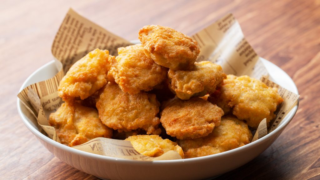 【Tasty Japanオススメレシピ】鶏むね肉でふわふわチキンナゲット!のアイキャッチ